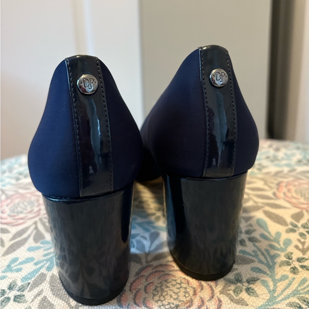 Donald J. Pliner Women's Navy Heels - Picture 8 of 8